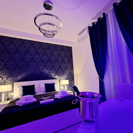 Maschio Angioino Suite-3